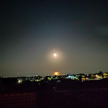 Primo Etna Apartment Pedara Bagian luar foto