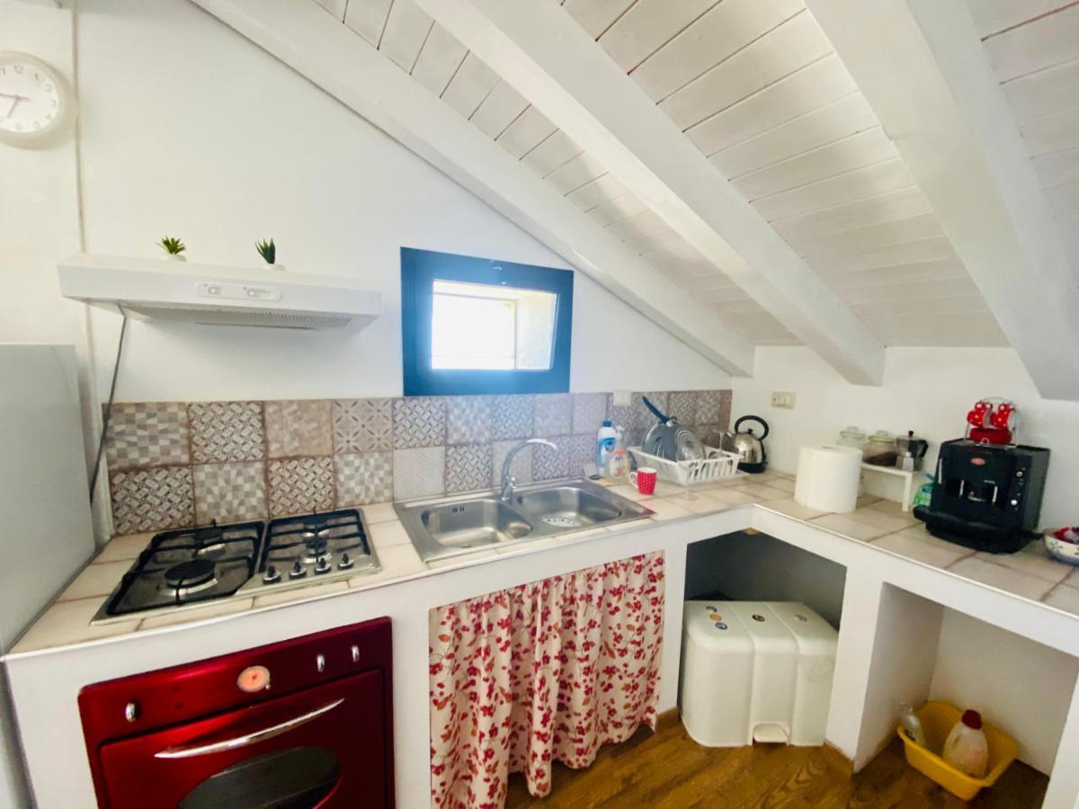 Primo Etna Apartment Pedara Bagian luar foto