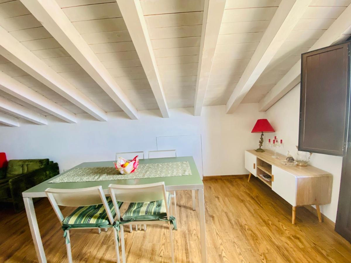 Primo Etna Apartment Pedara Bagian luar foto